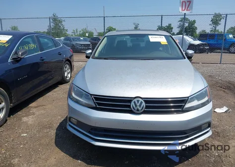 2015 Volkswagen Jetta 1.8T Se from USA, damaged, VIN 3VWD17AJXFM241291